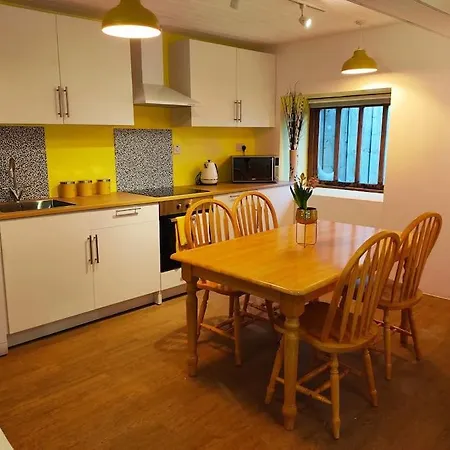 2 Bed Barn Conversion Tibenham Exterior photo