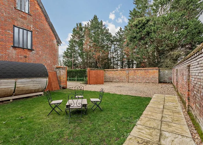 2 Bed Barn Conversion